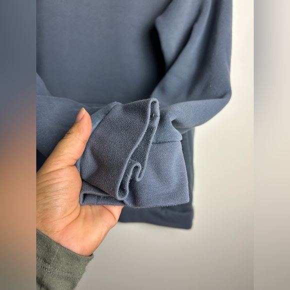 Mondetta Men's Gray Sweatshirt M Minimalist Kangaroo Pockets Fleece Neutral - Picture 9 of 13